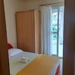 Biser Podgora (Split-Dalmatia)