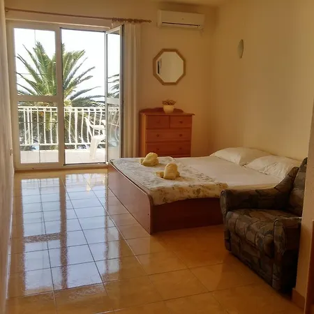 Apartament Biser *