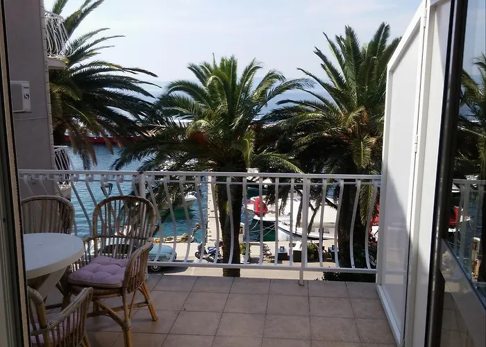 شقة Biser بودغورا