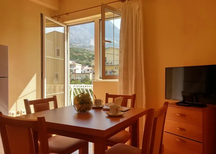 شقة Biser بودغورا