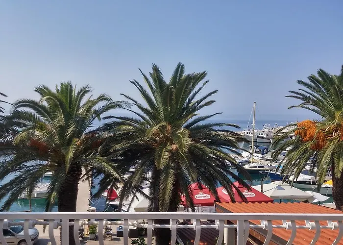 Biser بودغورا